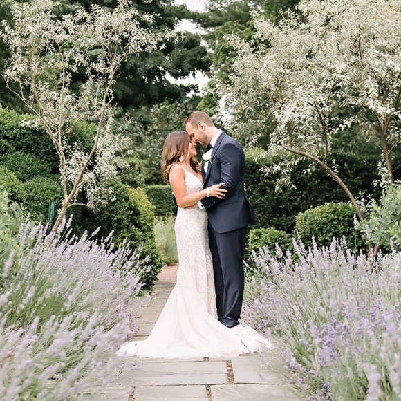 Meet your Posher, Michelle - Picture 1 of 1